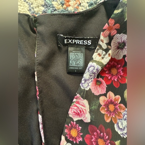 Express Floral Wrap Front Romper - Picture 5 of 6